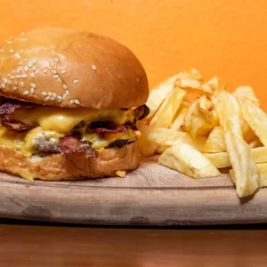 Extra bacon con fritas